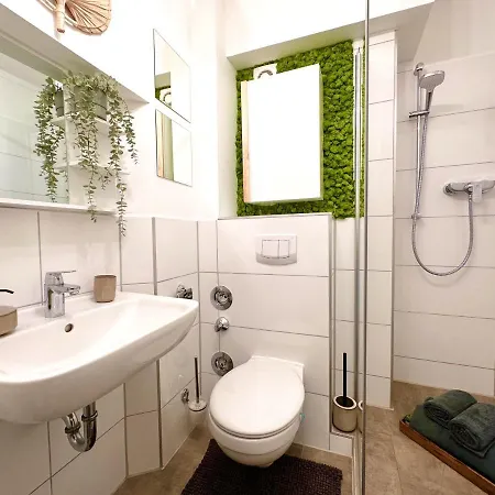 Business Suites-fair-balcony's-uniklinik - For 8 * Essen
