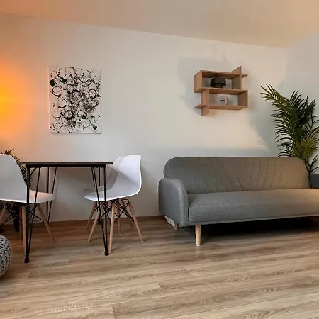 Appartamento Business Suites-fair-balcony's-uniklinik - For 8 *