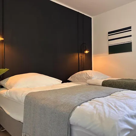 Business Suites-fair-balcony's-uniklinik - For 8